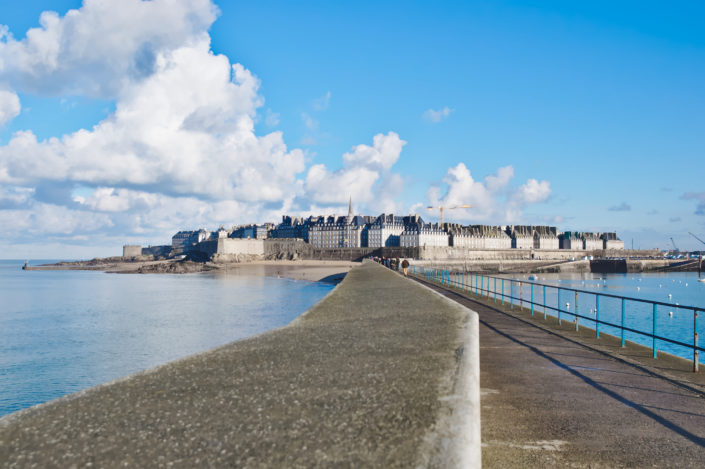 Visiting Saint-Malo and his clouds for the new year 2021